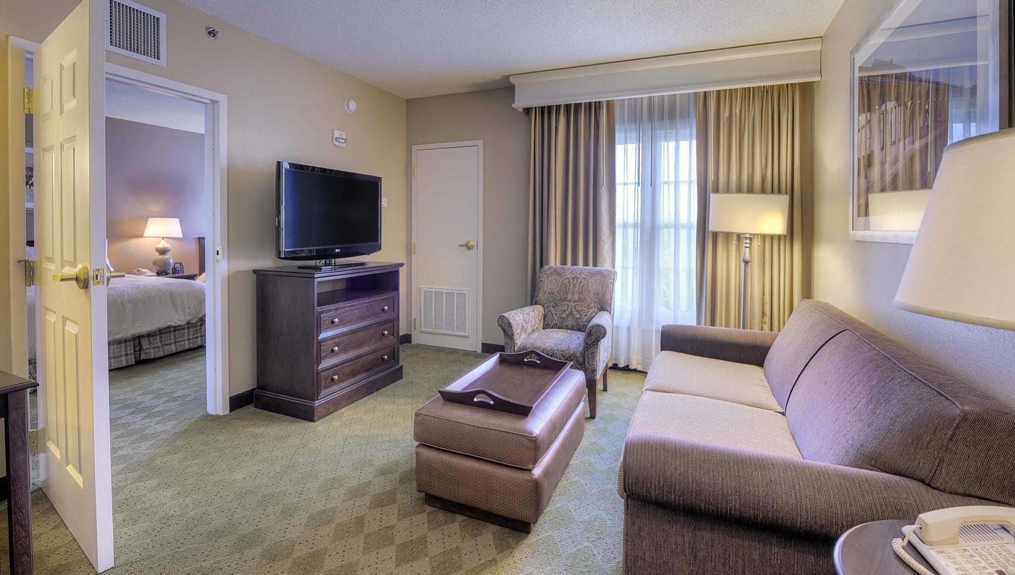 Express & Southern Pines-pinehurst Area By Ihg Southern Pines