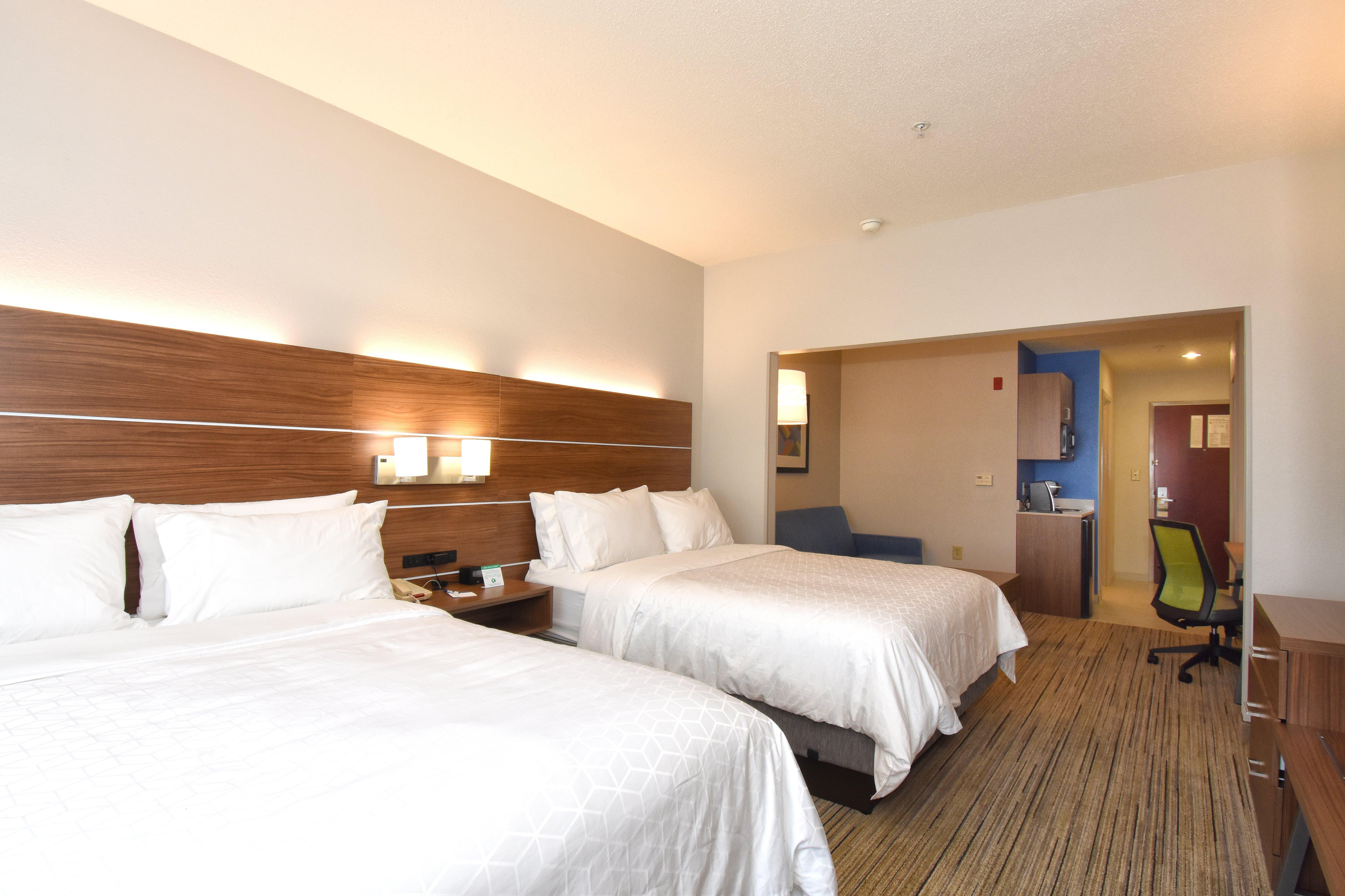 Express & Southern Pines-pinehurst Area By Ihg Hotel Southern Pines