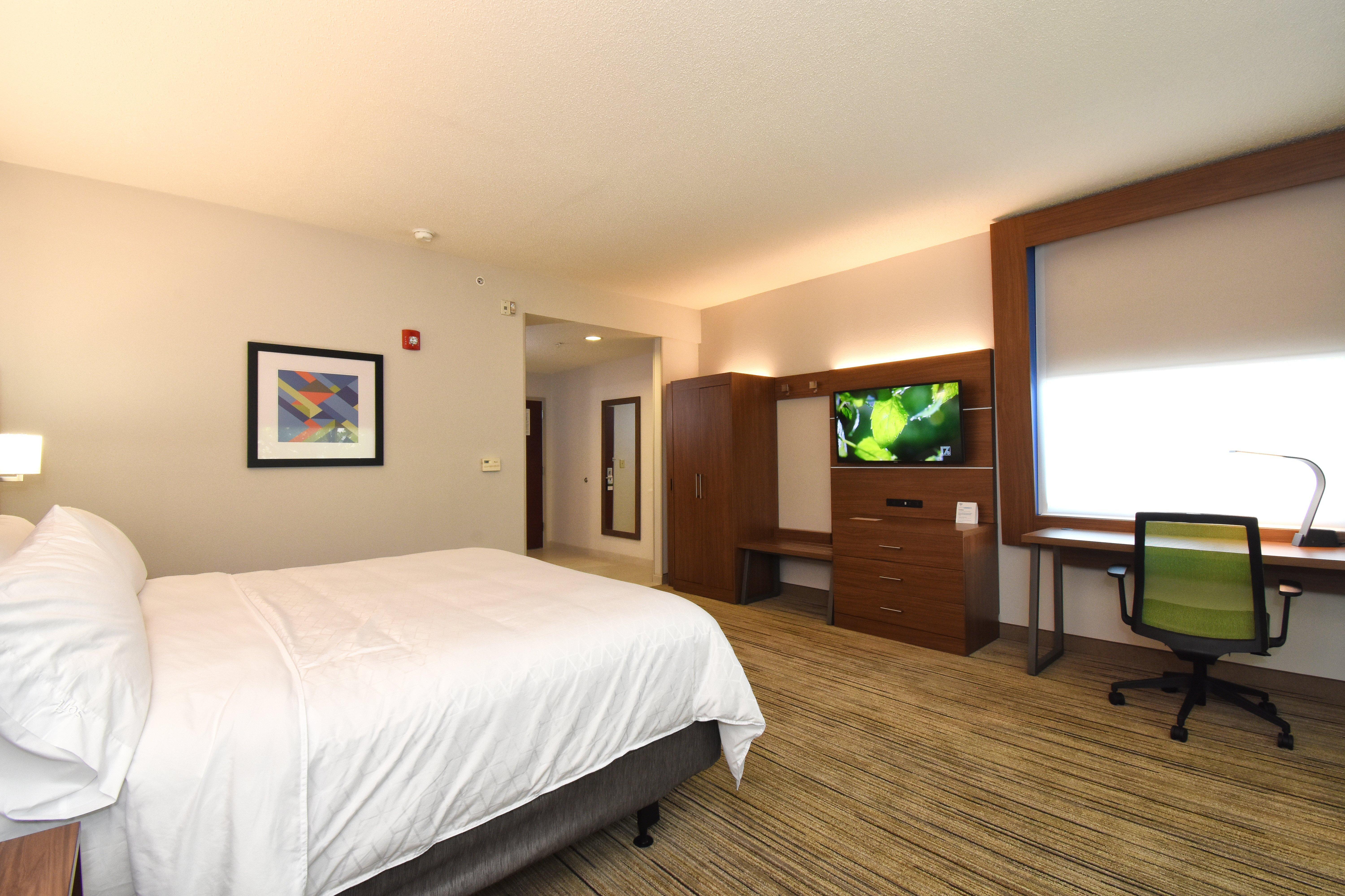 Express & Southern Pines-pinehurst Area By Ihg Southern Pines
