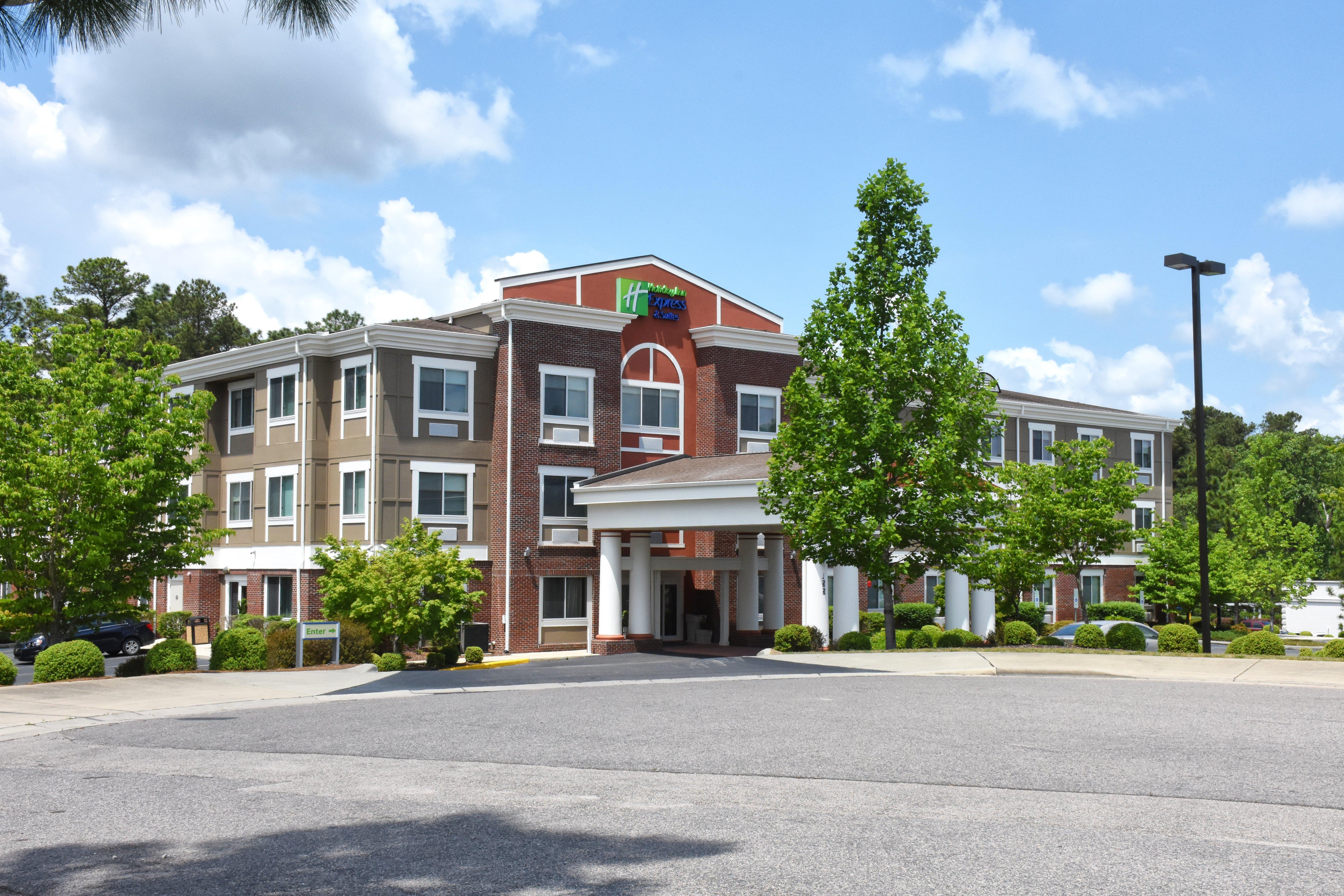 Express & Southern Pines-pinehurst Area By Ihg Hotel Southern Pines