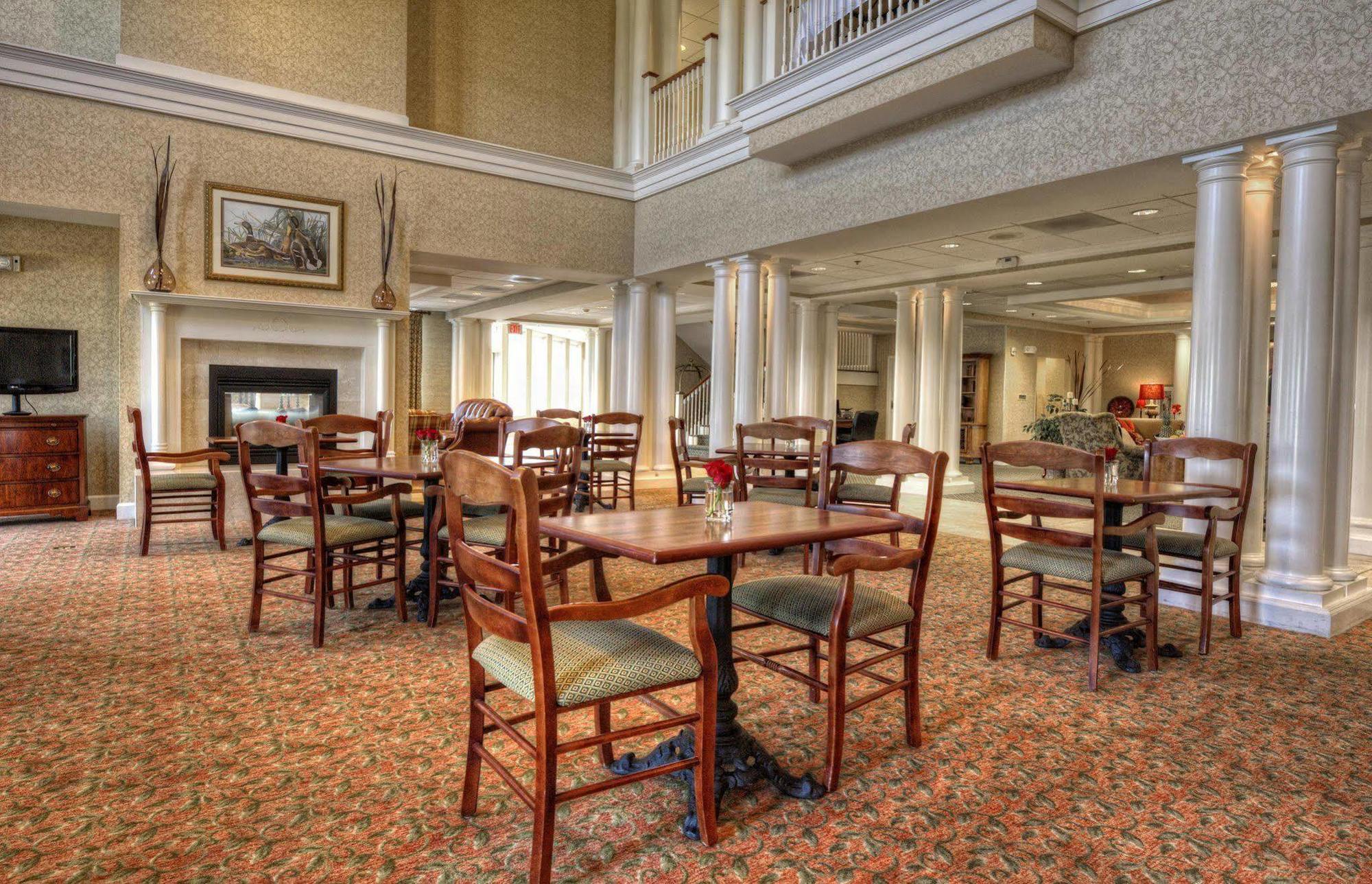 Express & Southern Pines-pinehurst Area By Ihg