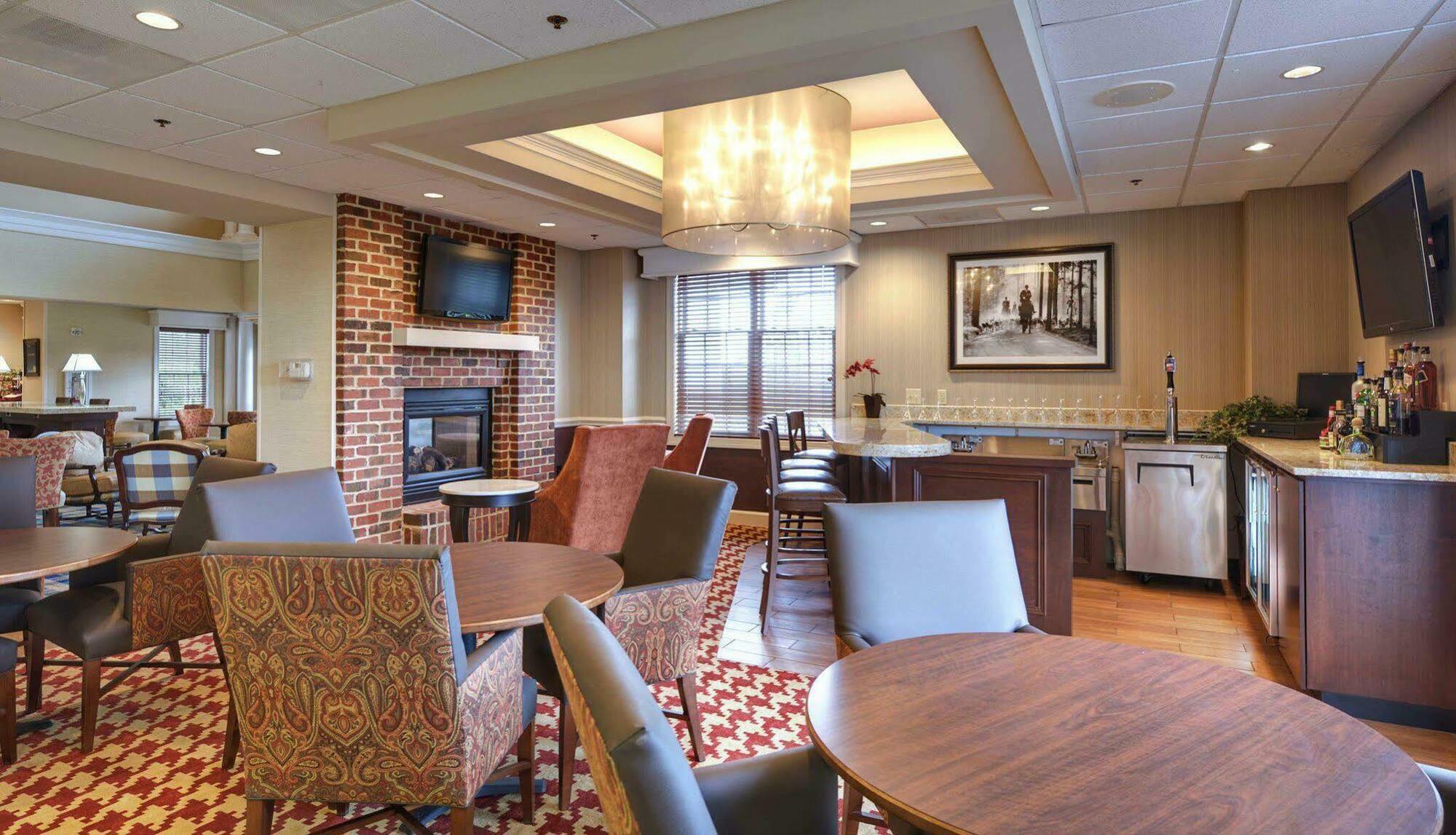 Express & Southern Pines-pinehurst Area By Ihg Southern Pines